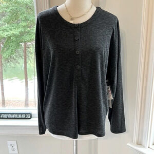 NWT Treasure & Bond Henley, Size Medium